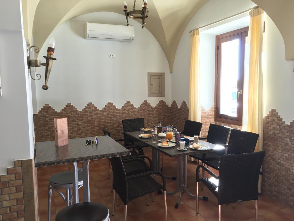 Hostal Los Encinares Villanueva de Córdoba Exteriér fotografie